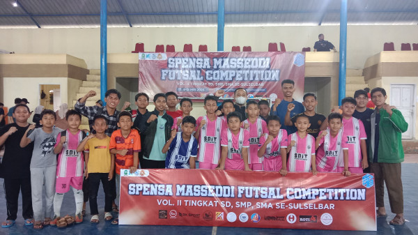 Bertarung Hingga Akhir, SDIT Wahdah Sinjai A Juara 2 SPENSA Masseddi Futsal Competition
